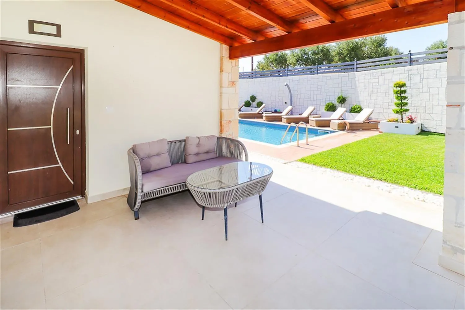 Marina Pool Villa Hanioti 3 Bedrooms 8 Guests 0*,  Greece