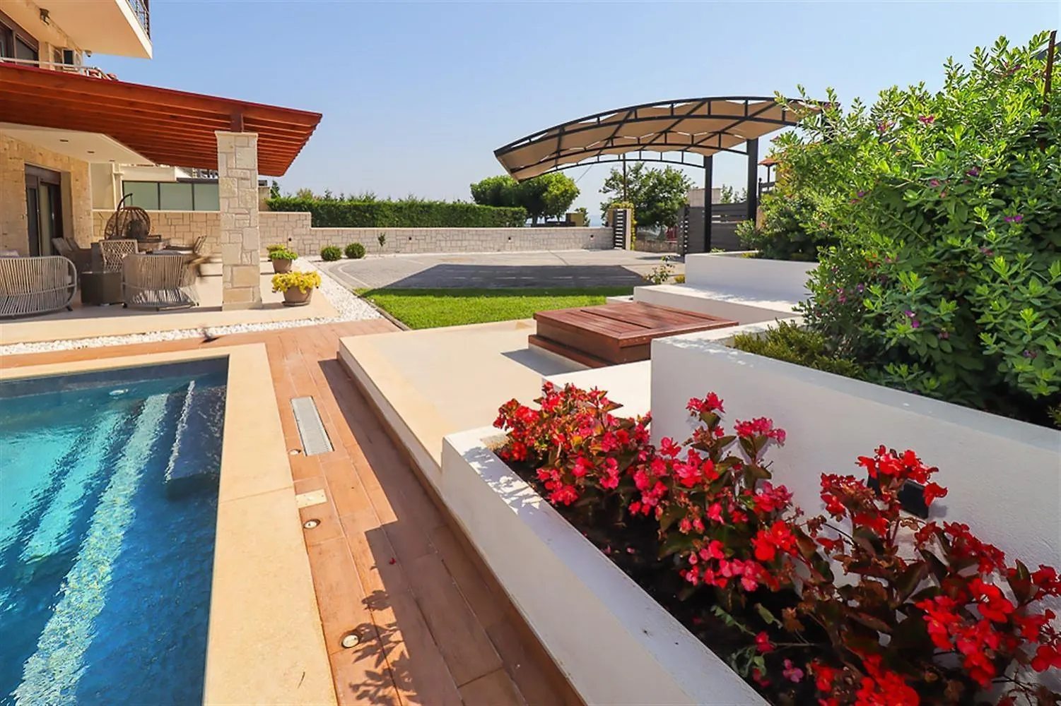 Marina Pool Villa Hanioti 3 Bedrooms 8 Guests